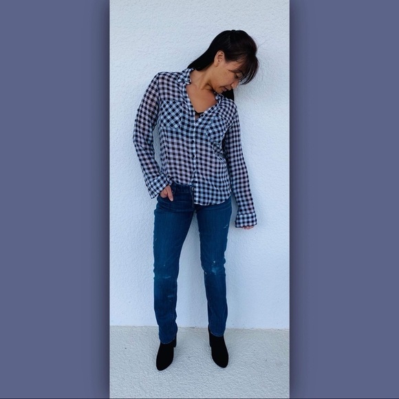 𝅺express Button up Blouse - Picture 1 of 5